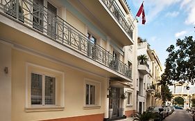 Ava Hotel And Suites